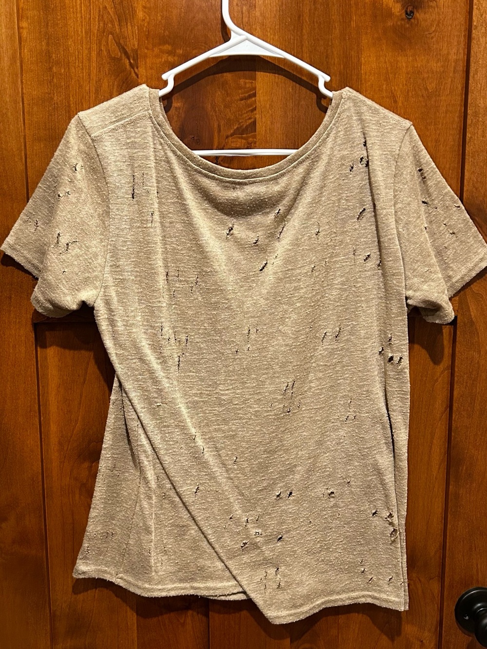 Distressed Short-Sleeve Women’s Top in Taupe